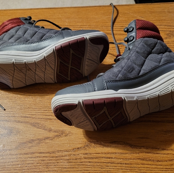 Womans sneakers - Picture 2 of 8